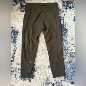 new lululemon size 10 high waisted cropped side pockets